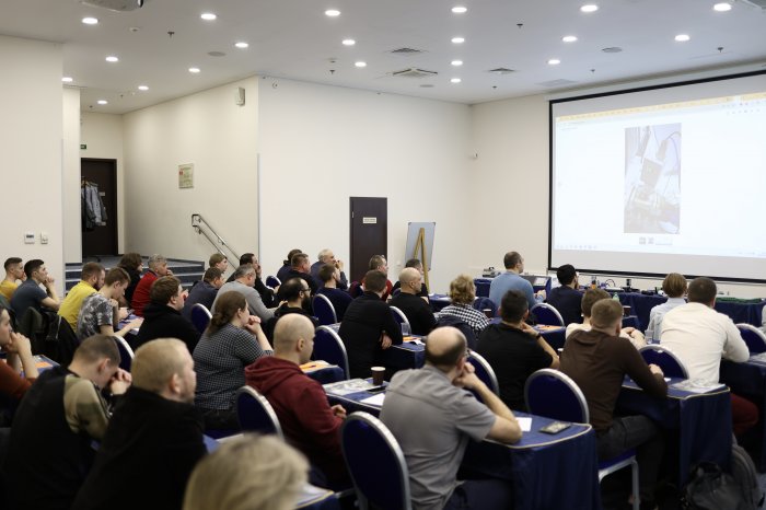 Training for specialists in sealing and vacuum systems