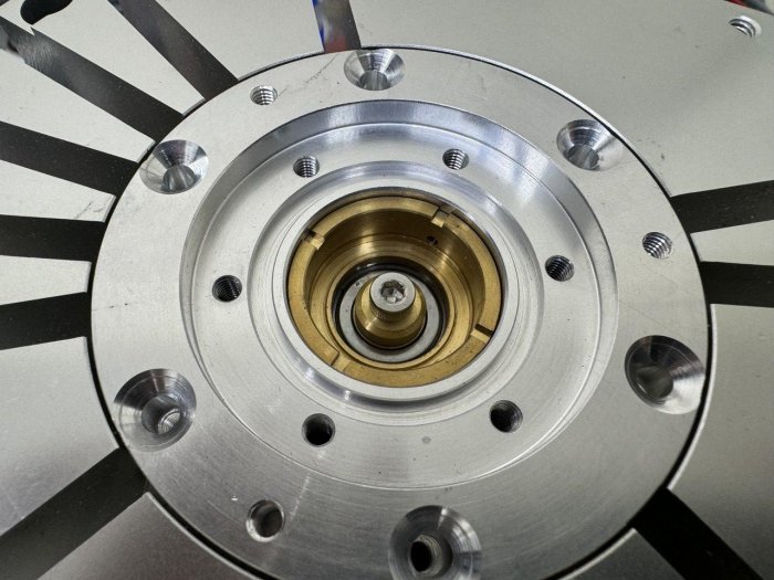 Oil for turbomolecular pumps