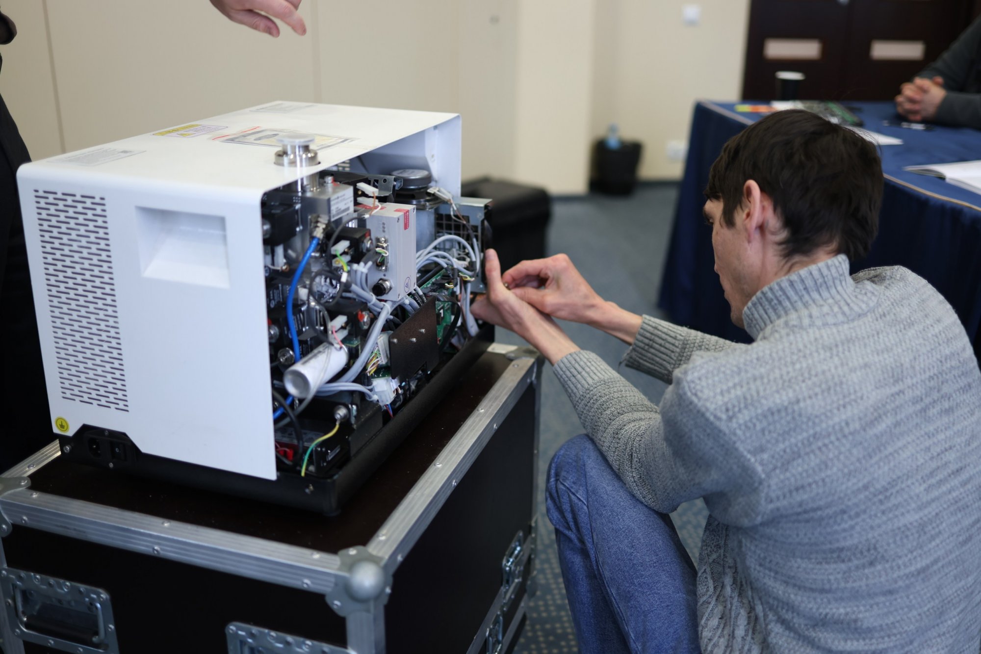 Electronic-Module Leak Testing — LeakLab Electronic-Module Leak Testing
