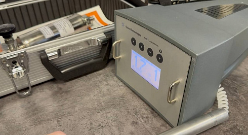 Image: Agilent PHD-4 Portable Helium Sniffer Leak Detector